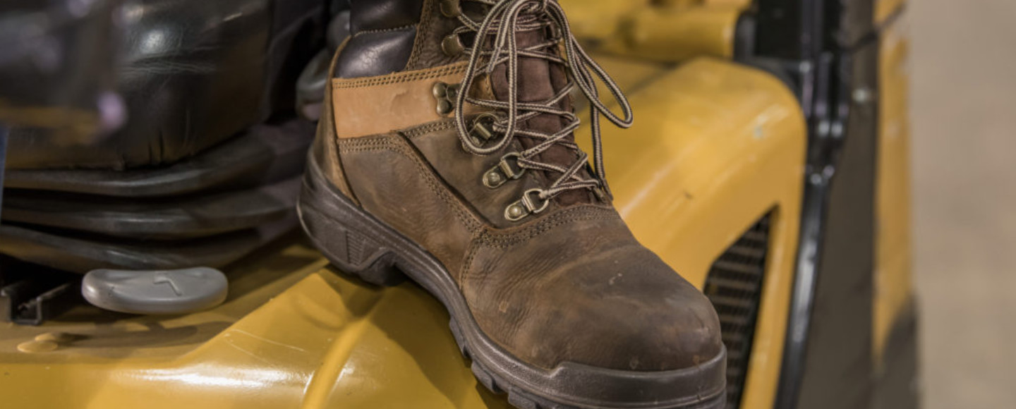 best safety boots for automotive